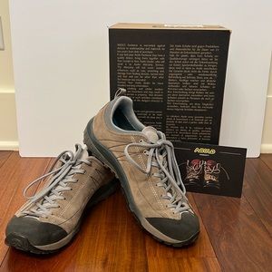 Asolo Women's Space GV Lightweight Hiking, Walnut 8.5 EUC